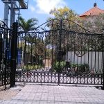 Pintu Gerbang (2) Pintu Gerbang (2)